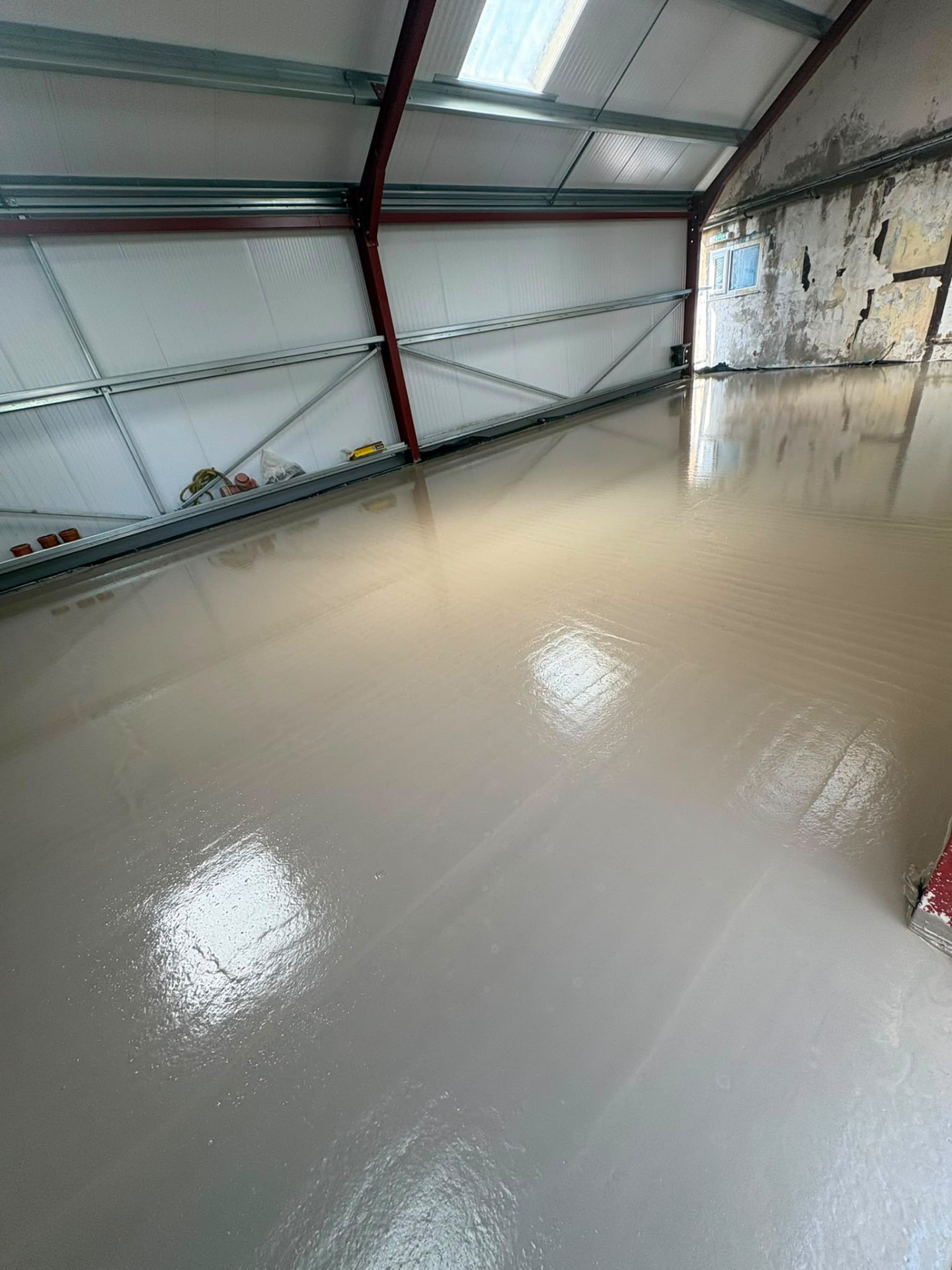 After: finished liquid screed floor